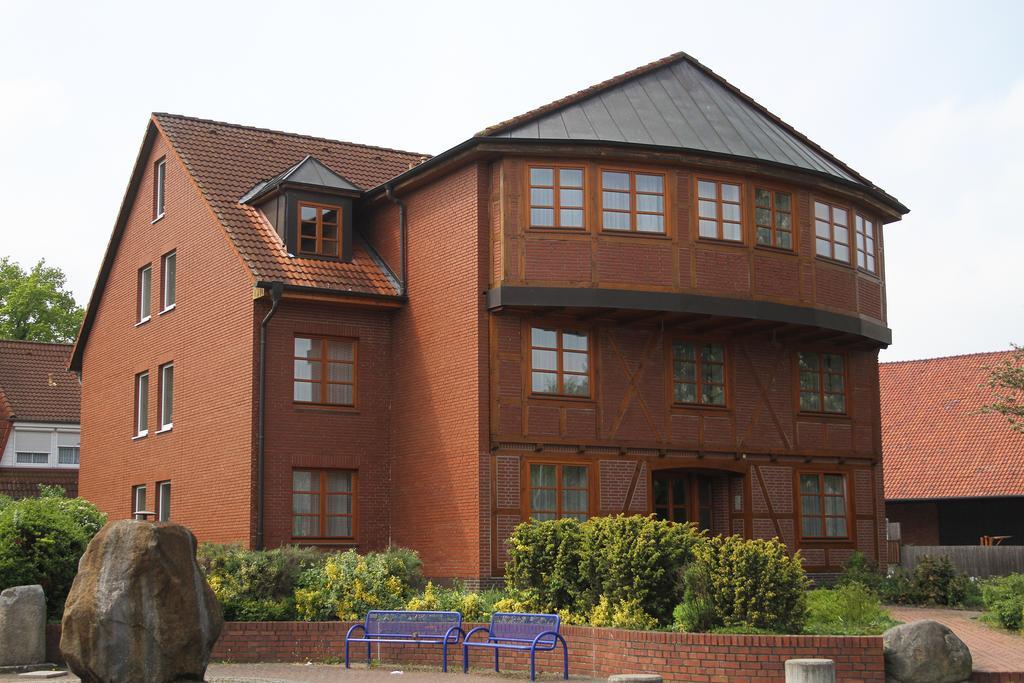 Hotel Alt Oesselse Sarstedt Exterior photo